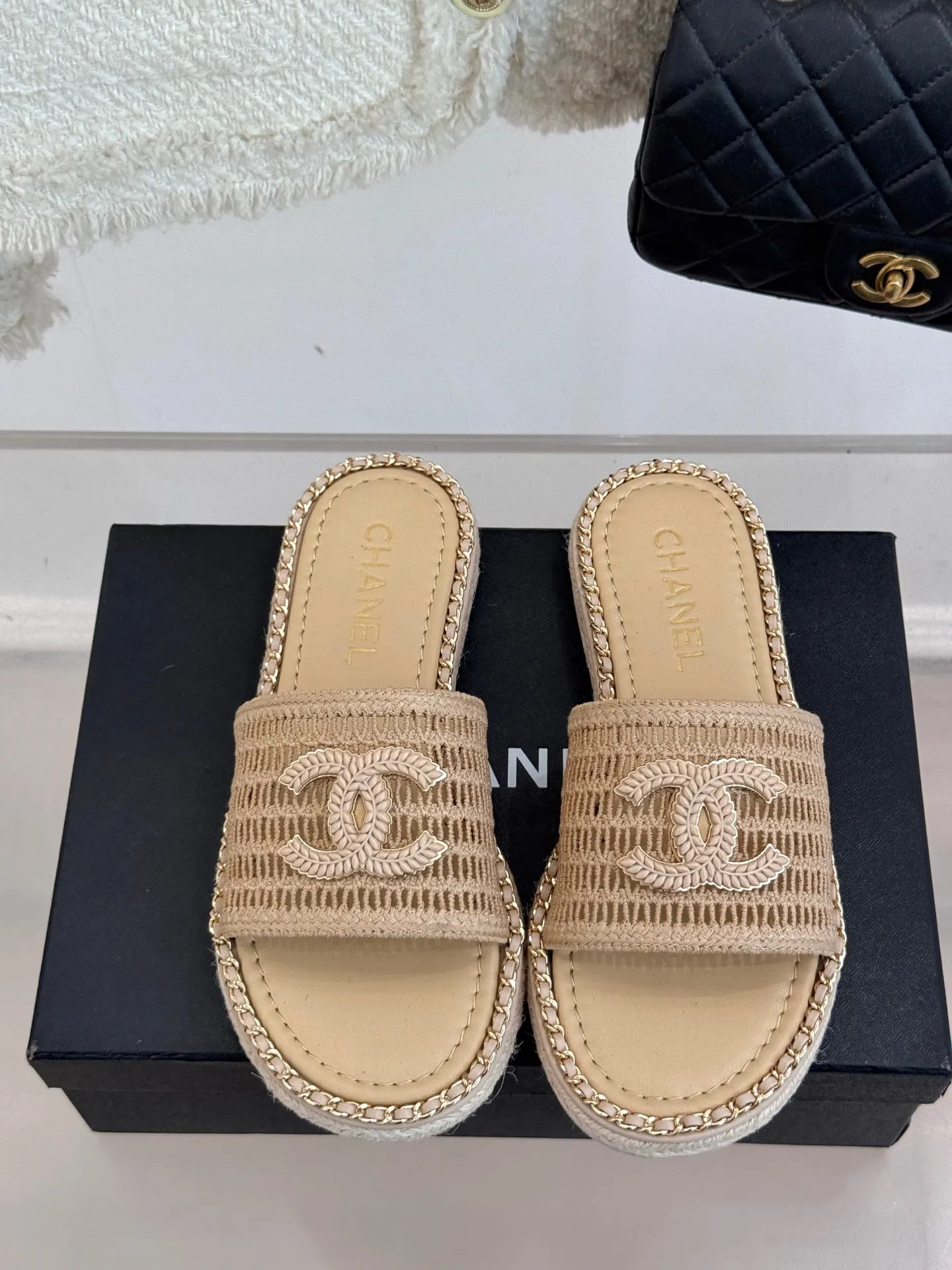 CC Mesh Hollow Chain Double C Thick-Soled Slippers 20mm Beige 265645