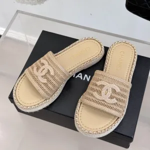 CC Mesh Hollow Chain Double C Thick-Soled Slippers 20mm Beige 265645