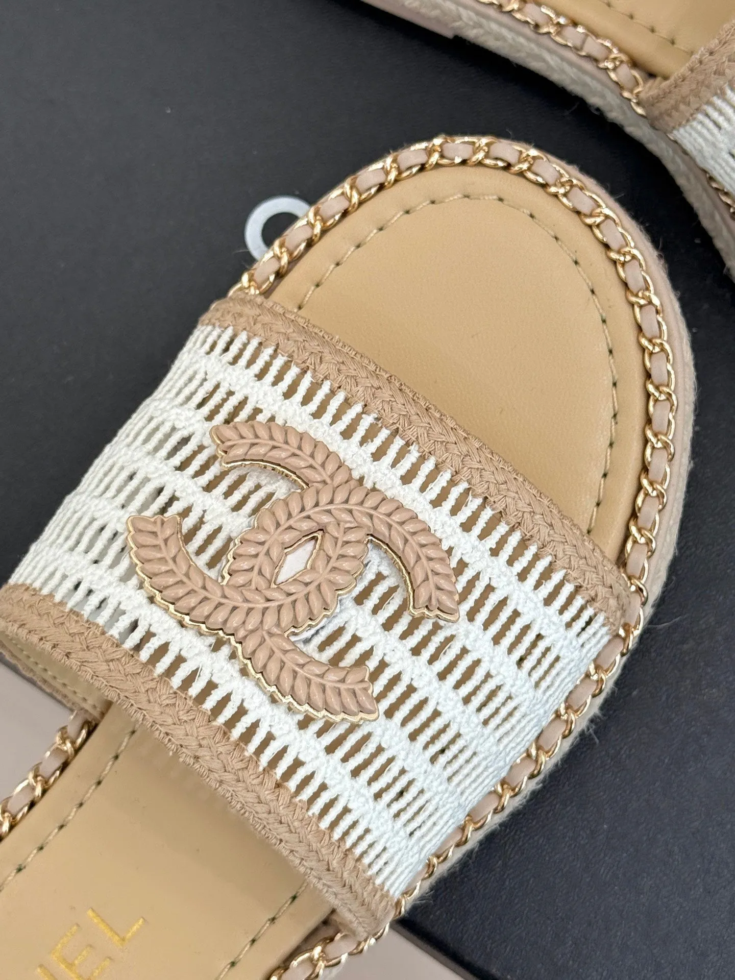 CC Mesh Hollow Chain Double C Thick-Soled Slippers 20mm Beige White 265644