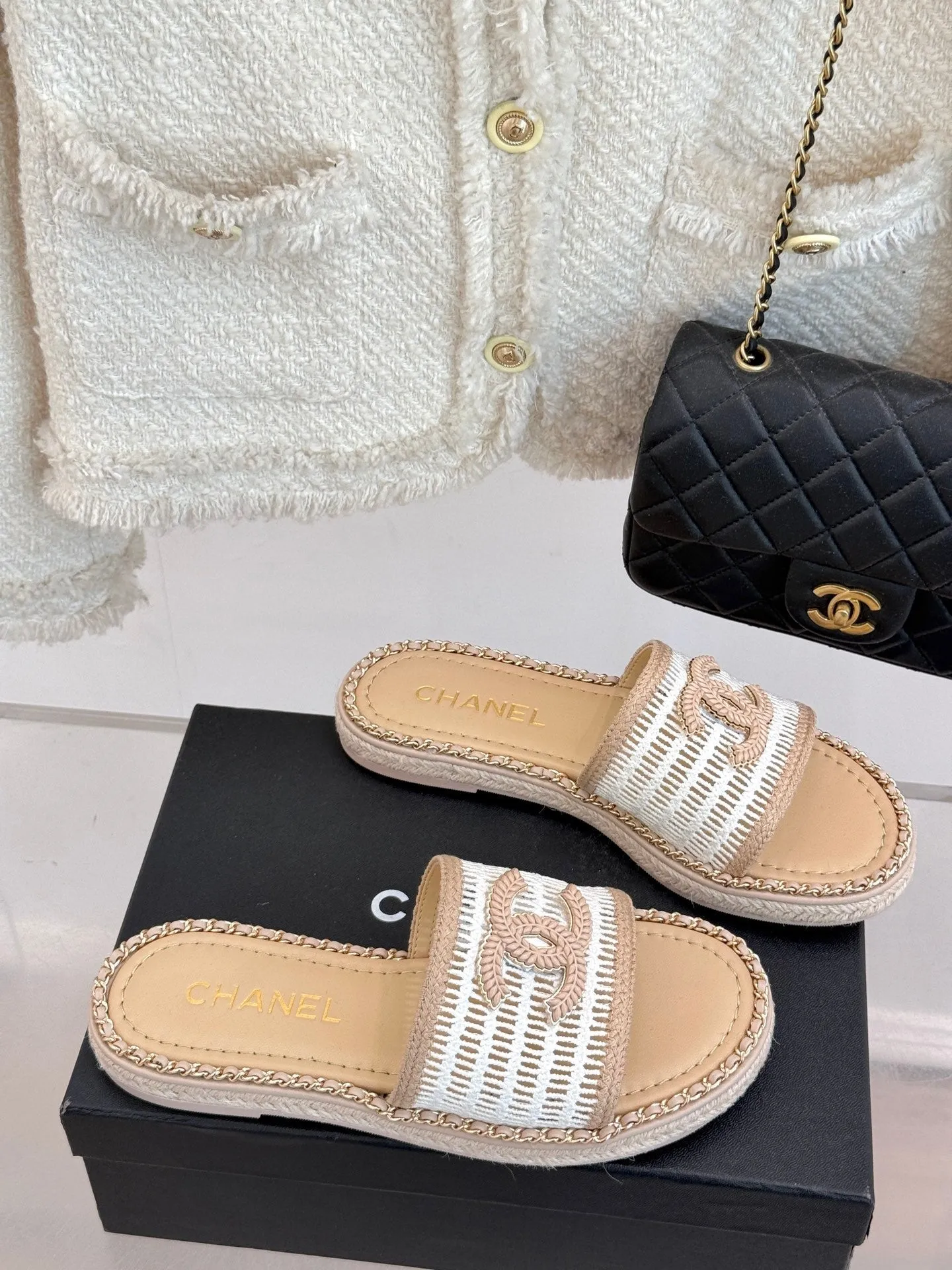CC Mesh Hollow Chain Double C Thick-Soled Slippers 20mm Beige White 265644